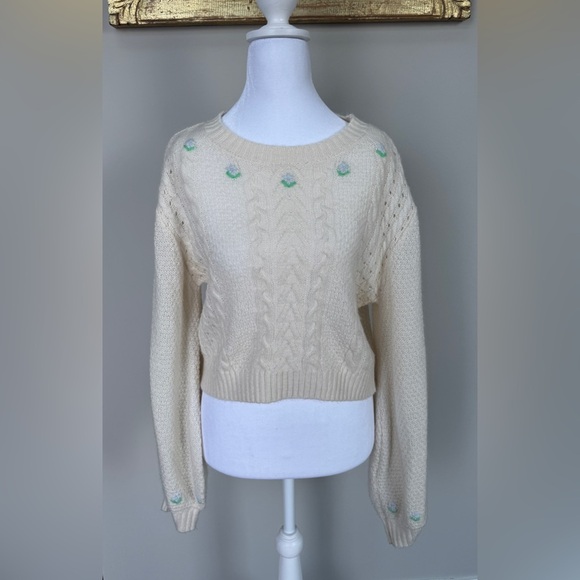 cropped sweater - Picture 1 of 5